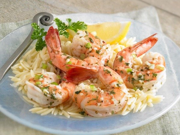 Camarones al ajillo